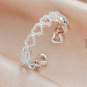 Silver heart ring